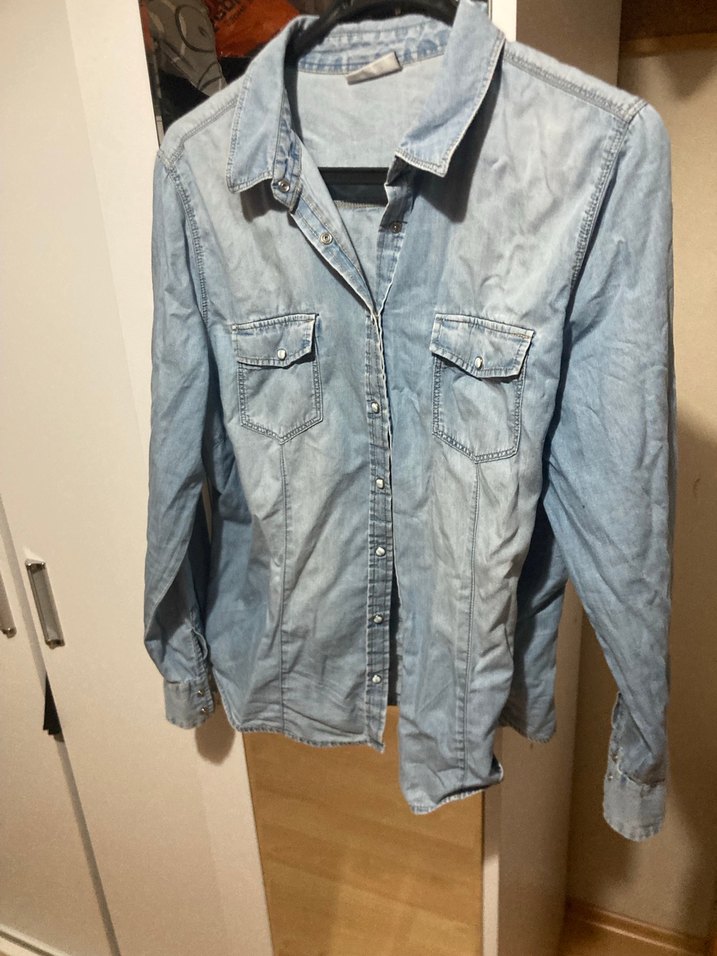 Düğmeli Mavi Denim Kadın Gömlek - Görsel 2