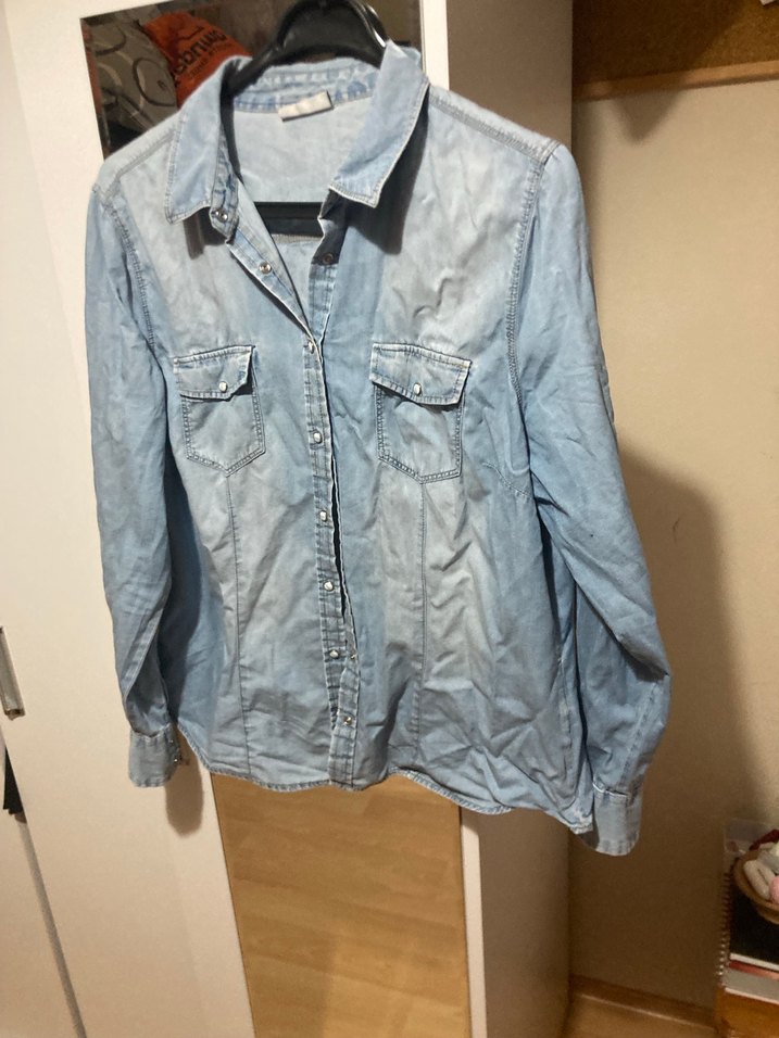 Düğmeli Mavi Denim Kadın Gömlek - Görsel 5