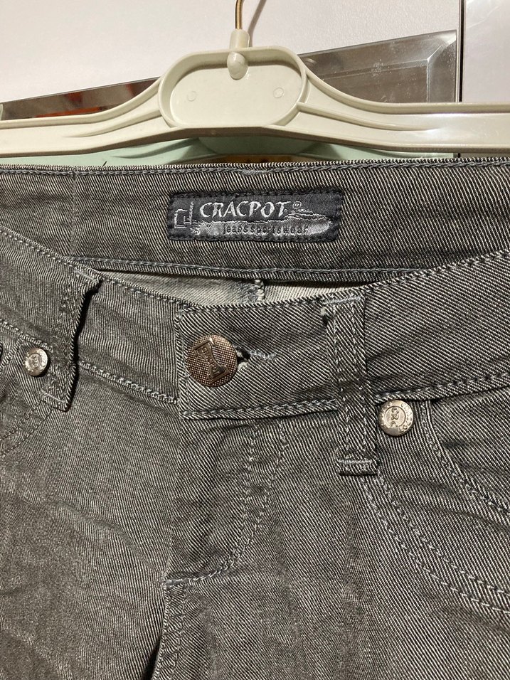 Gri Mini Kemerli Sokak Stili Kadın Kot - Görsel 4