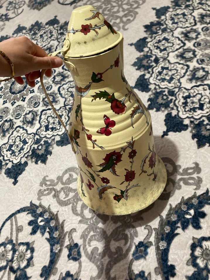 Çiçek Desenli Beyaz Demlik - Görsel 4