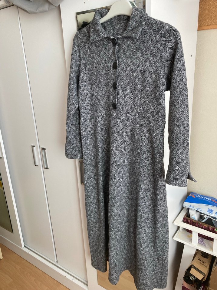 Gri Uzun elbise - Görsel 3