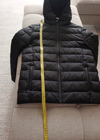 Siyah Kapüşonlu Kadın Kışlık Mont - Görsel 3