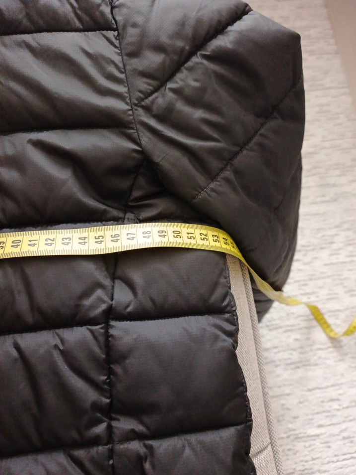 Siyah Kapüşonlu Kadın Kışlık Mont - Görsel 4