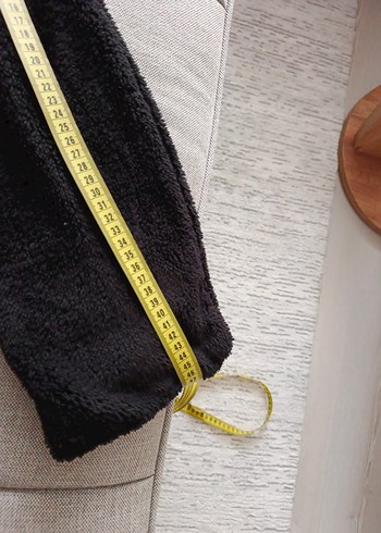 Kapüşonlu Siyah Peluş Bere Atkı - Görsel 6