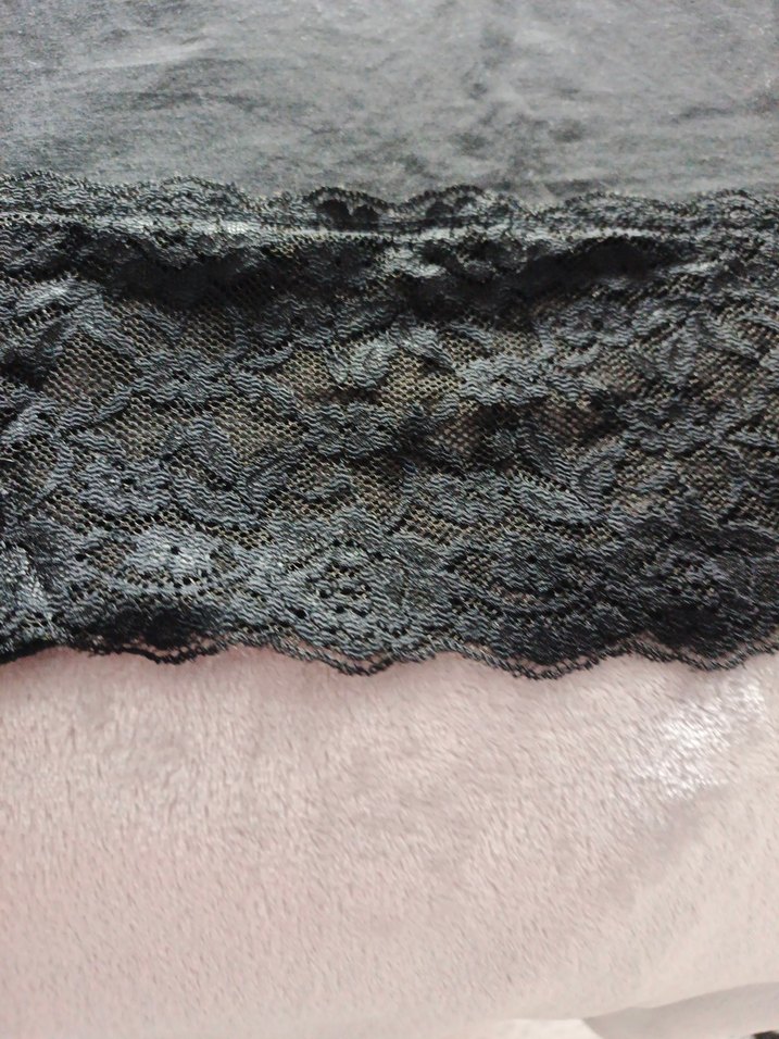 Dantel Detaylı Siyah Straplez Midi Atlet - Görsel 3