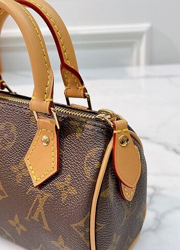 Beden Louis Vuitton Nano Speedy ?