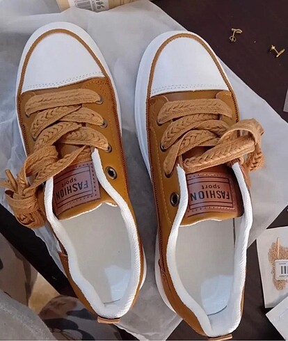 39 Beden Fashion Kadın Spor Ayakkabı 39 ??
