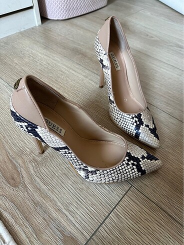 Orijinal guess stiletto