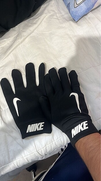 Beden Nike reflektörlü Siyah eldiven kış/yaz