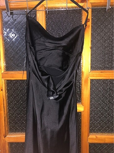 Siyah saten elbise - Görsel 3