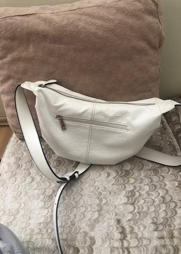 Beyaz çanta - Görsel 3