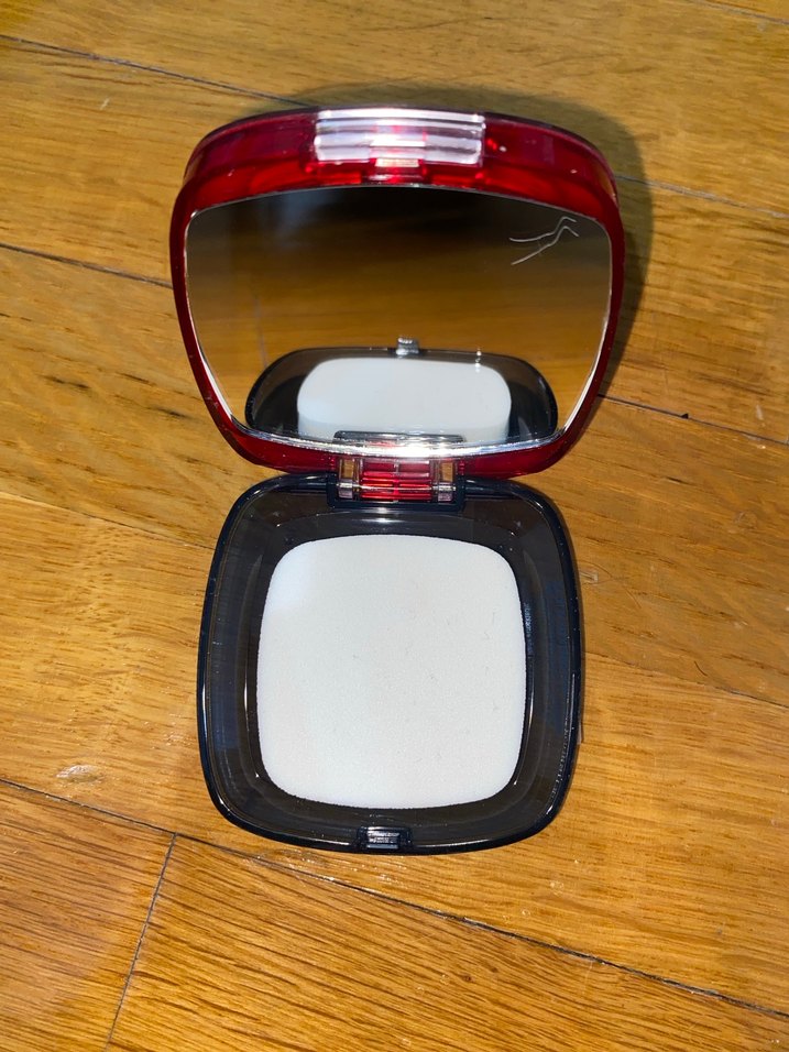 L'Oréal Paris Hillible 24H Taze Kalıcı Pudra Fondöten - Görsel 2