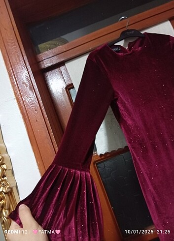 36 Beden bordo Renk Kadife simli elbise 