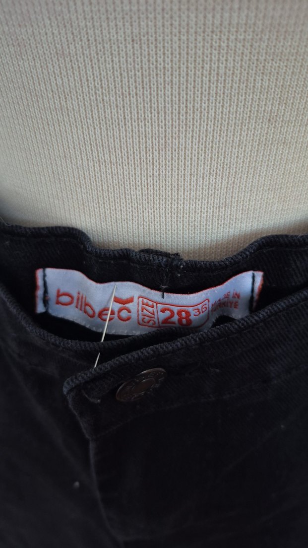 Siyah Kadın Kot Pantolon - Görsel 2