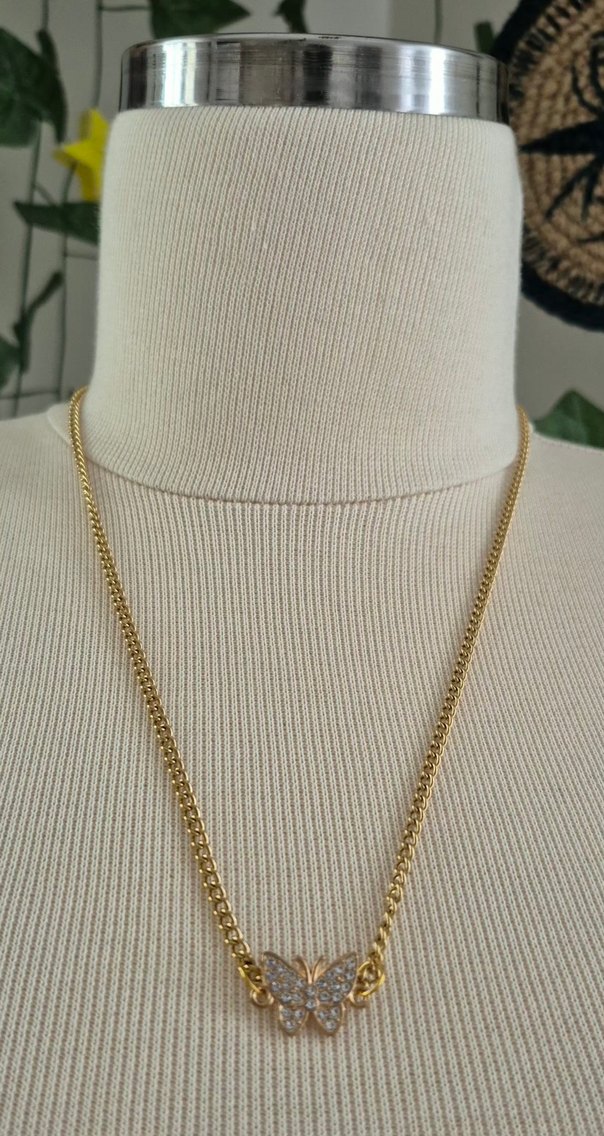 Altın Renkli Kelebek Detaylı Zincir Kolye - Görsel 3