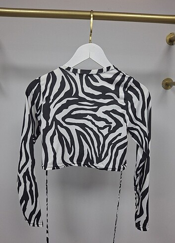 ZEBRA DESEN CROP BLUZ L BEDEN
