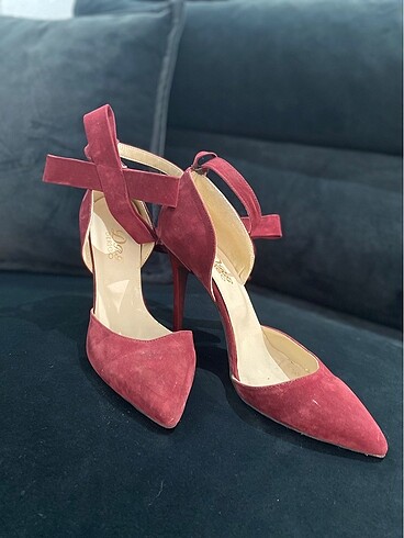 Bordo Stiletto