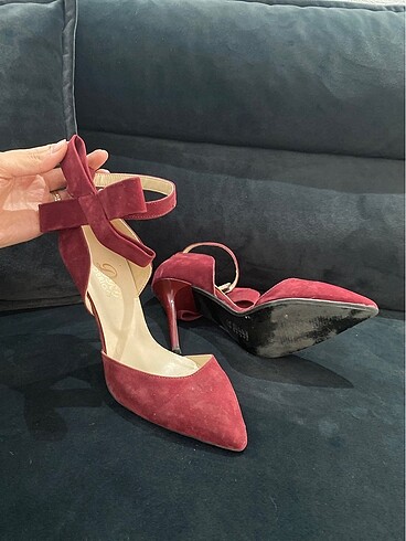 37 Beden Bordo Stiletto