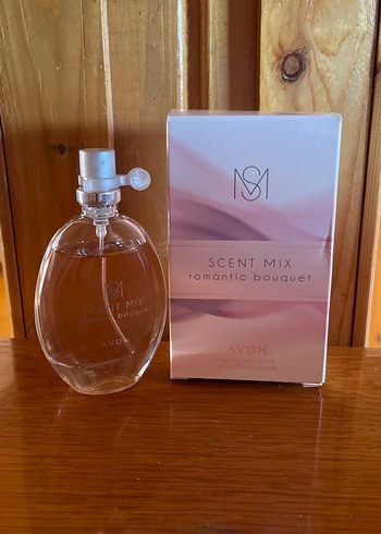 Avon AVON Scent Mix Romantic Bouquet Kadın Parfümü
