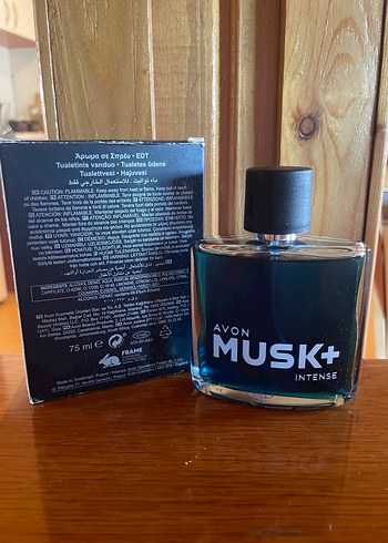 Avon Musk+ Intense Erkek Parfümü - Görsel 2