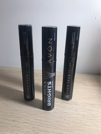 AVON MASKARA 2 ADET ve PUDRA