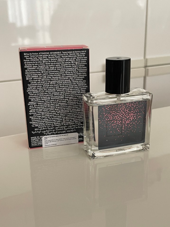 Avon Little Black Dress Kadın Parfümü - Görsel 2