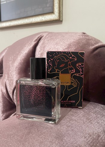 Avon Little Black Dress Kadın Parfümü 30ml - Görsel 2