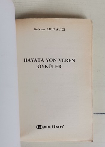  Beden Renk Hayata Yön Veren Öyküler - Akın Alıcı