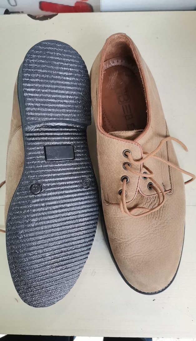 Bej Minimalist Erkek Ayakkabı Bağcığı - Görsel 5