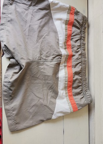 Gri Kemerli Mini Erkek Şort - Görsel 4