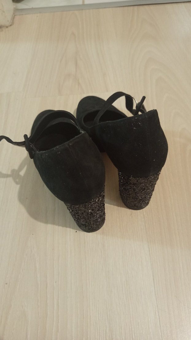 Siyah Süet Stiletto Topuklu Kadın Ayakkabı - Görsel 2