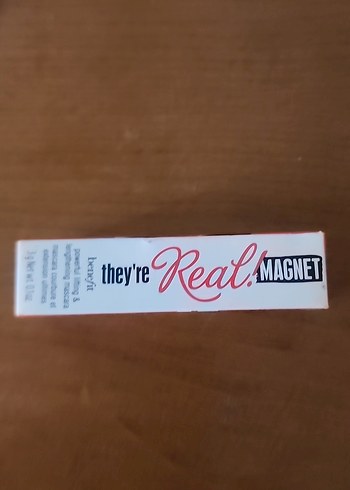 Benefit Bej Maskara - Uzunluk ve Güçlü Kaldırma
