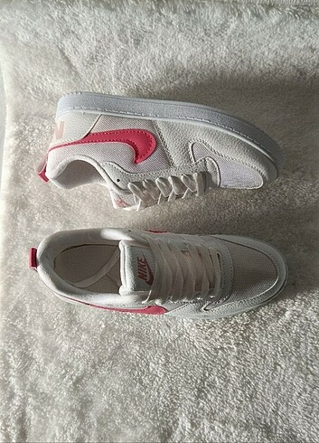 36 Beden pembe Renk Nike Spor Ayakkabı 