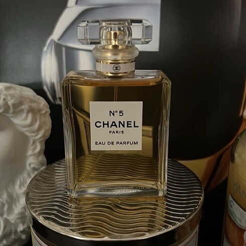 Chanel N5 Parfume 50 Ml denemek icin sıkıldı yalnizca