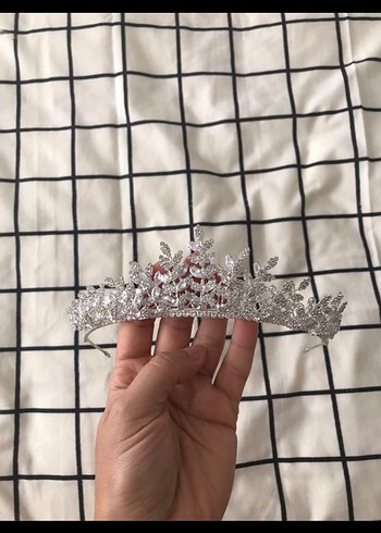Beyaz Parlak Taşlı Gelin Tacı - Görsel 4
