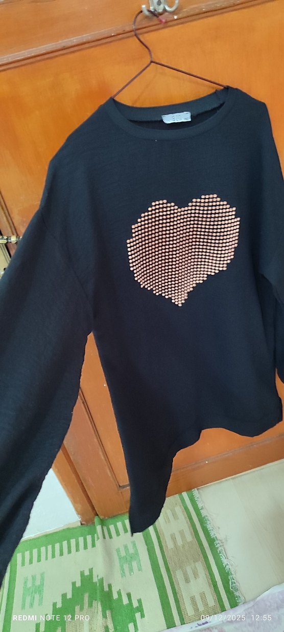 Siyah Uzun Kollu Kadın Sweatshirt - Görsel 2