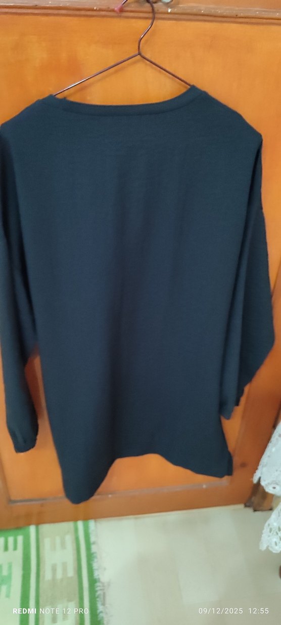 Siyah Uzun Kollu Kadın Sweatshirt - Görsel 3