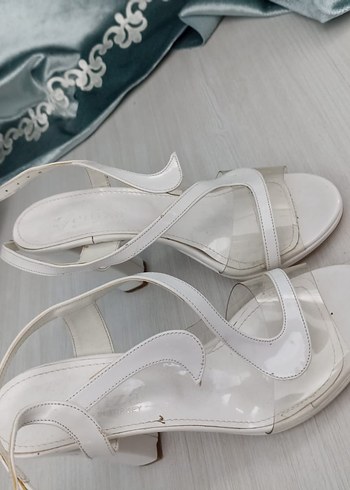 Diğer Beyaz Stiletto Topuklu Kadın Abiye Ayakkabı