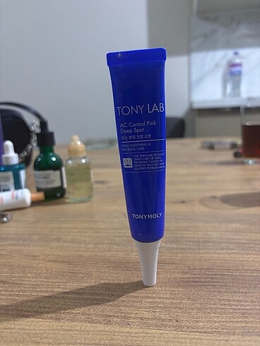 Tony lab krem