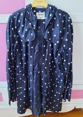 DeFacto Gri Puantiyeli Uzun Düğmeli Yağmurluk - Görsel 3