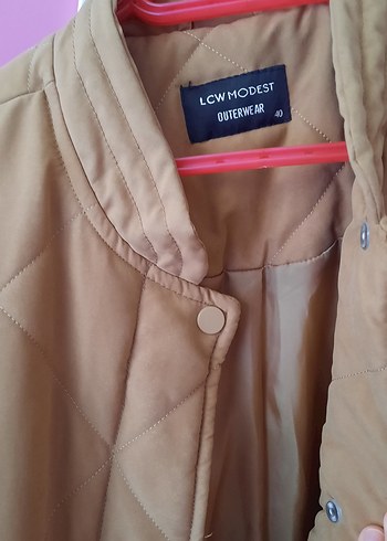 Düğmeli Bej Uzun Kadın mont - Görsel 2