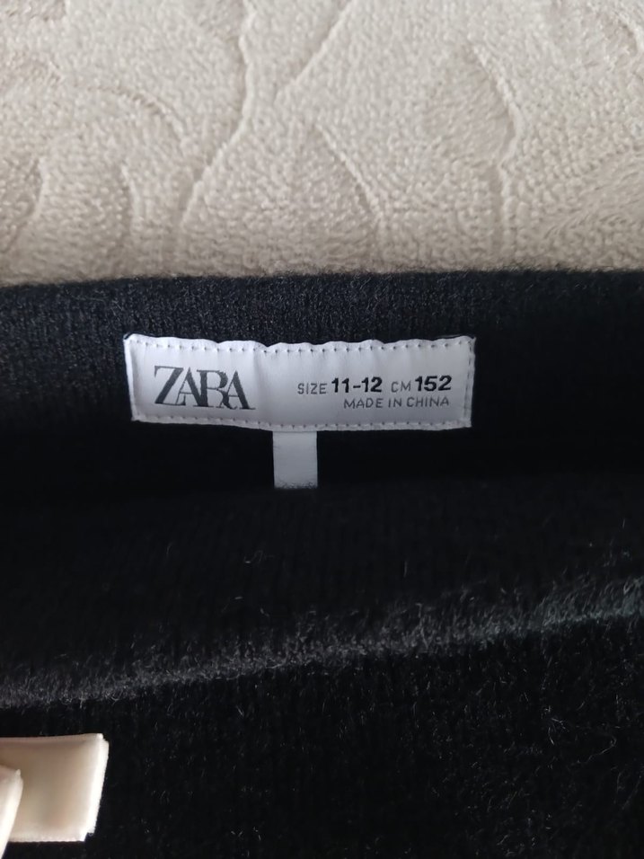 Kemer Detaylı Siyah Mini Etek - Görsel 3