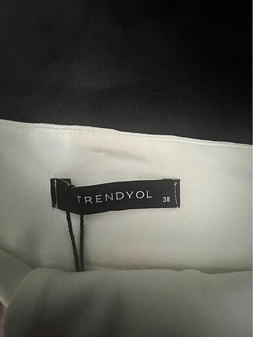 Trendyol & Milla Trendyol sıfır pantolon