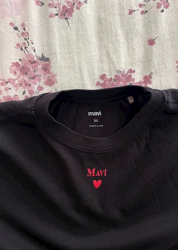 Mavi Mavi Siyah Kısa Kollu Tişört