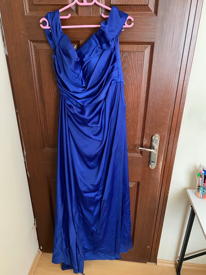 Parlak Lacivert Drapeli Uzun Abiye Elbise - Görsel 4