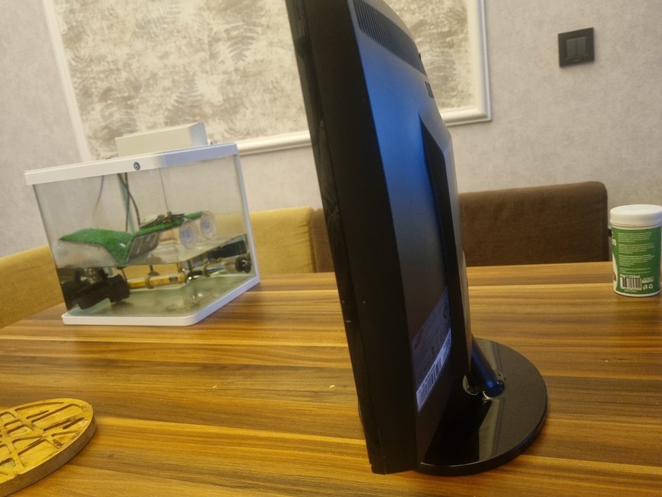 Siyah Samsung Monitör - Görsel 2