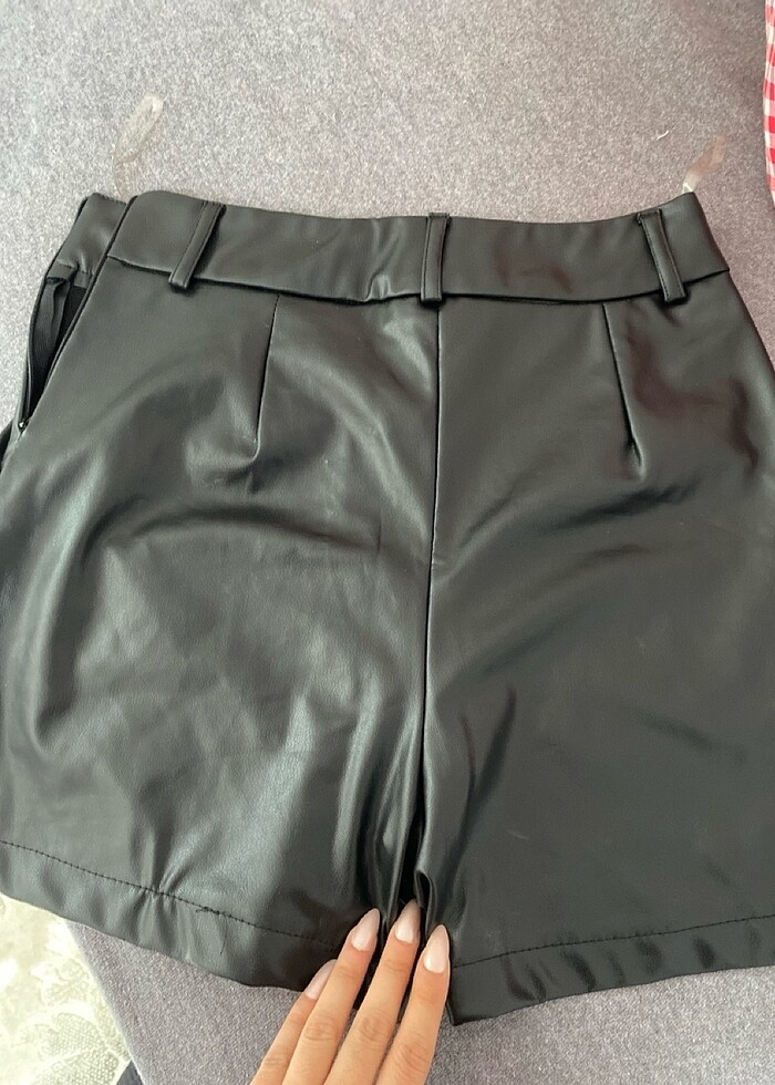 Şort deri - Görsel 3