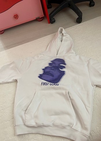 Beyaz Kapüşonlu Sweatshirt