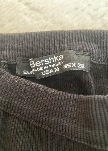 m Beden Siyah Yüksek Yakalı Kadın Crop Top
