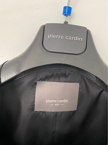 Pierre Cardin Siyah Yelekli Smokin Takım - Görsel 9